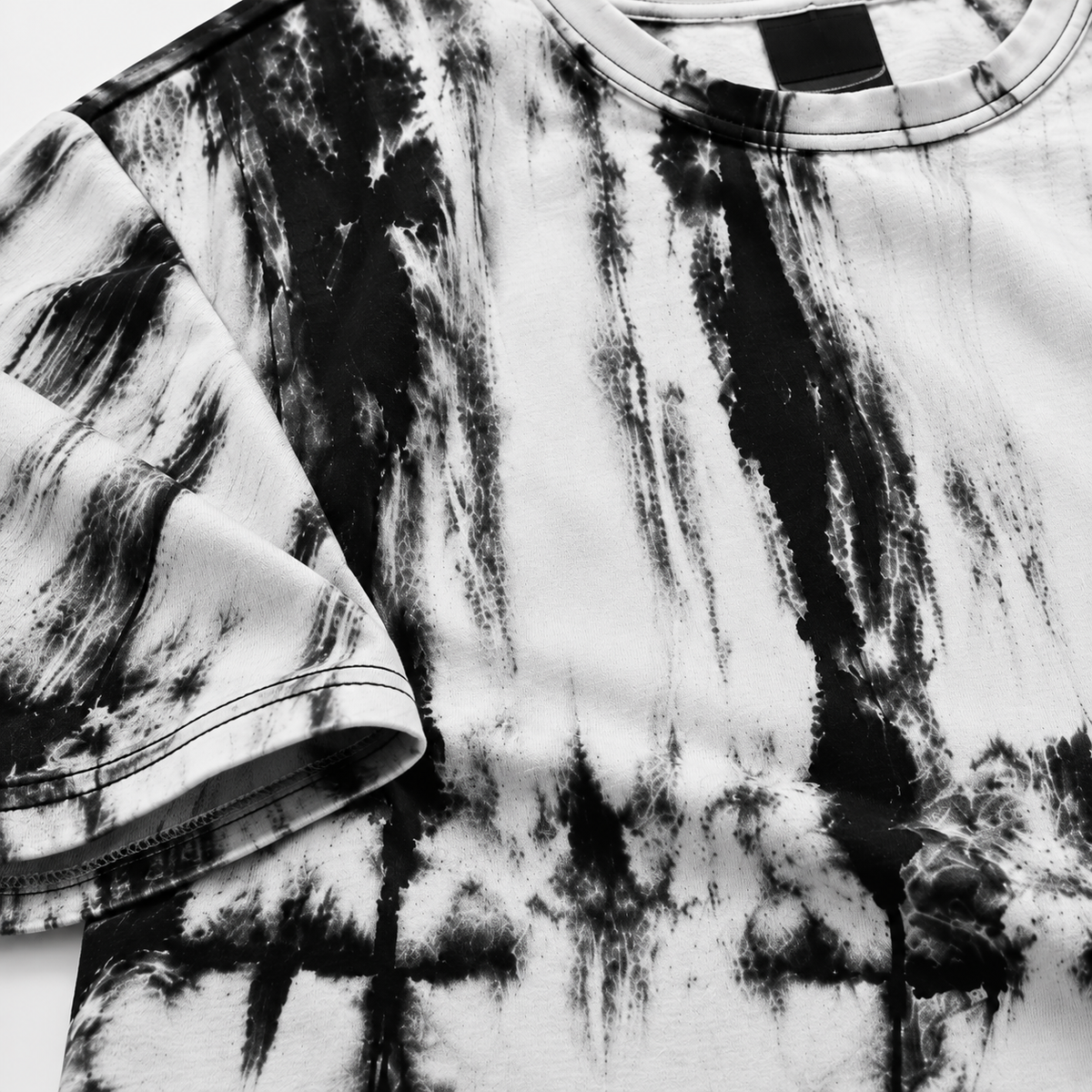ABSTRACT TIE-DYE T-SHIRT